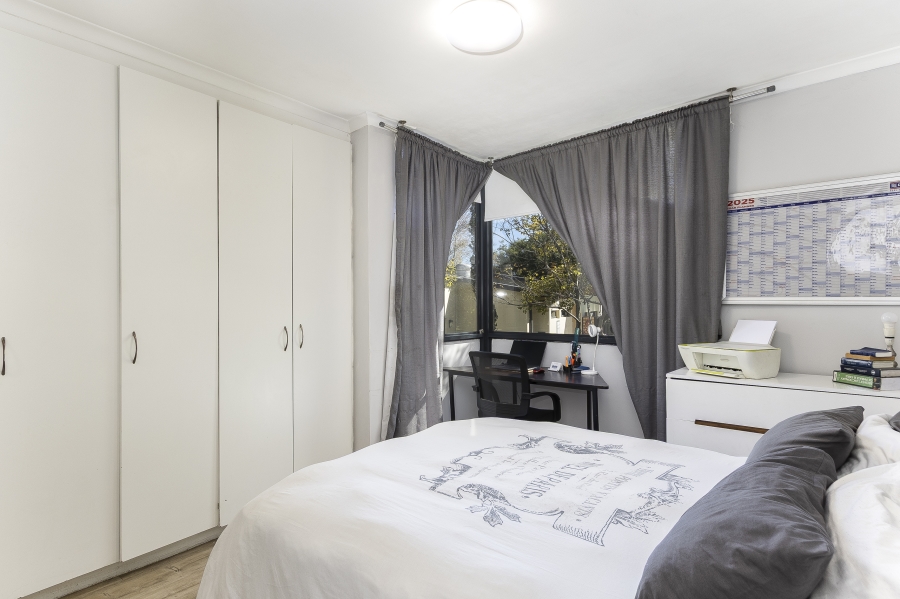 3 Bedroom Property for Sale in Somerset West Mall Triangle Western Cape